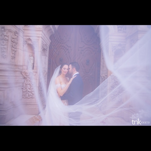 Meet your Posher, Lauren - Picture 5 of 5